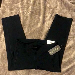 Women’s Aeropostale crop workout legging